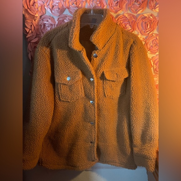 Windsor Sherpa button up Jacket - Picture 2 of 5